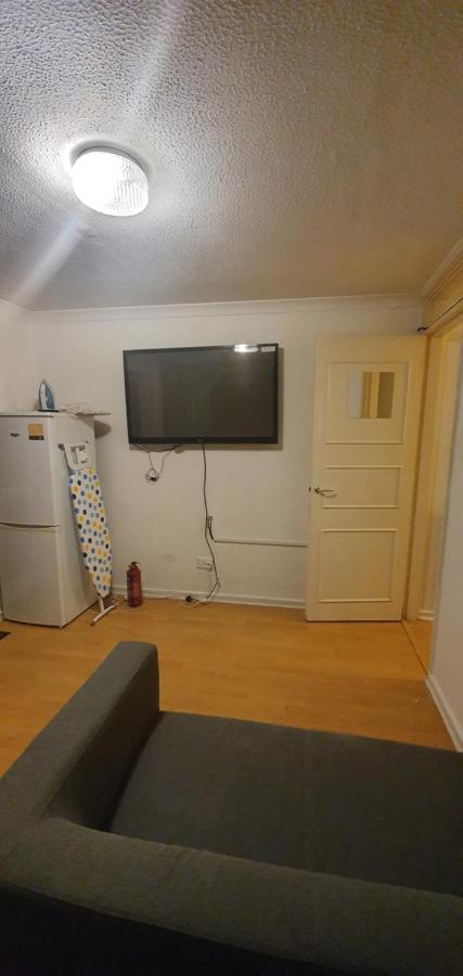 Spacious And Serene Stay Near Milton Keynes Centre Willen Экстерьер фото