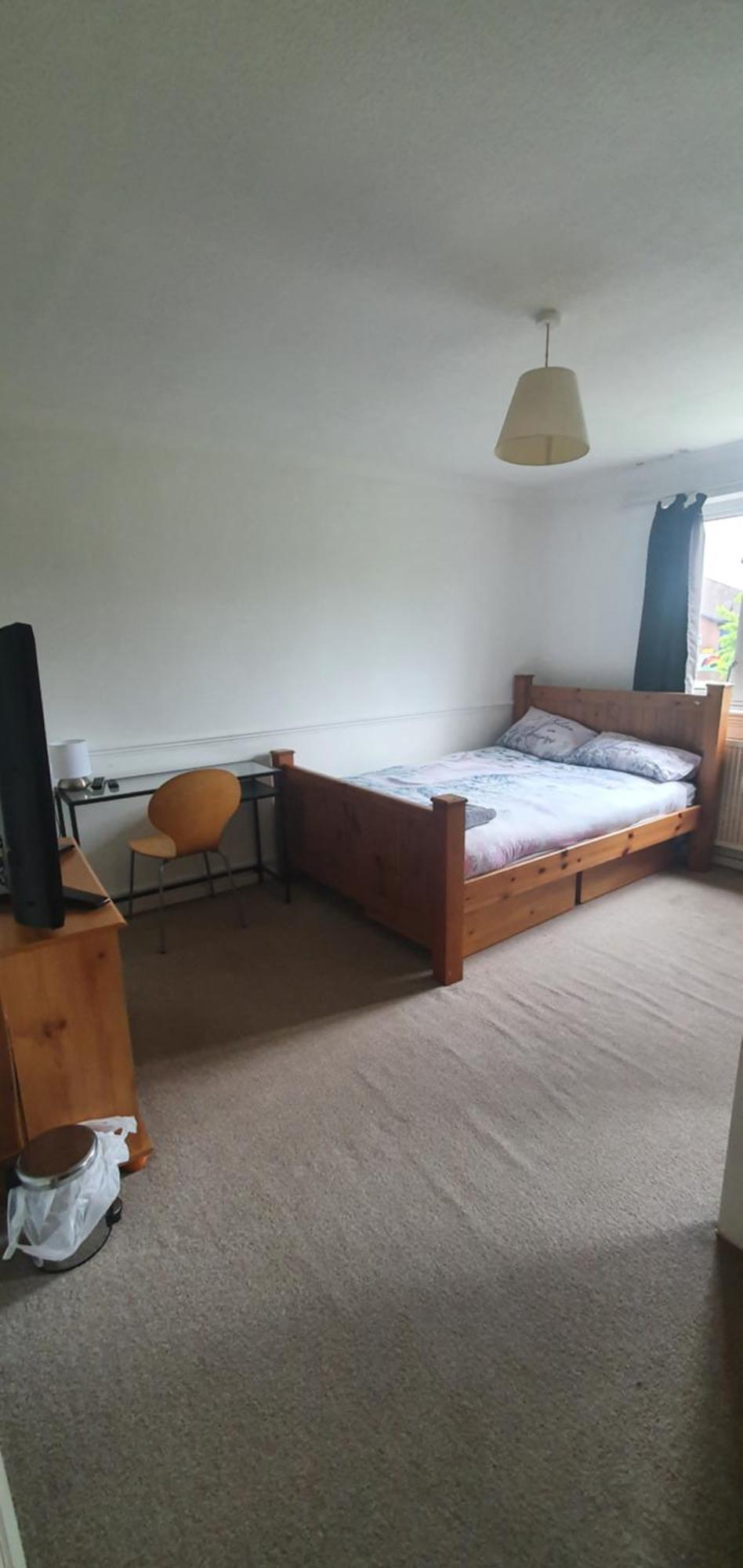 Spacious And Serene Stay Near Milton Keynes Centre Willen Номер фото