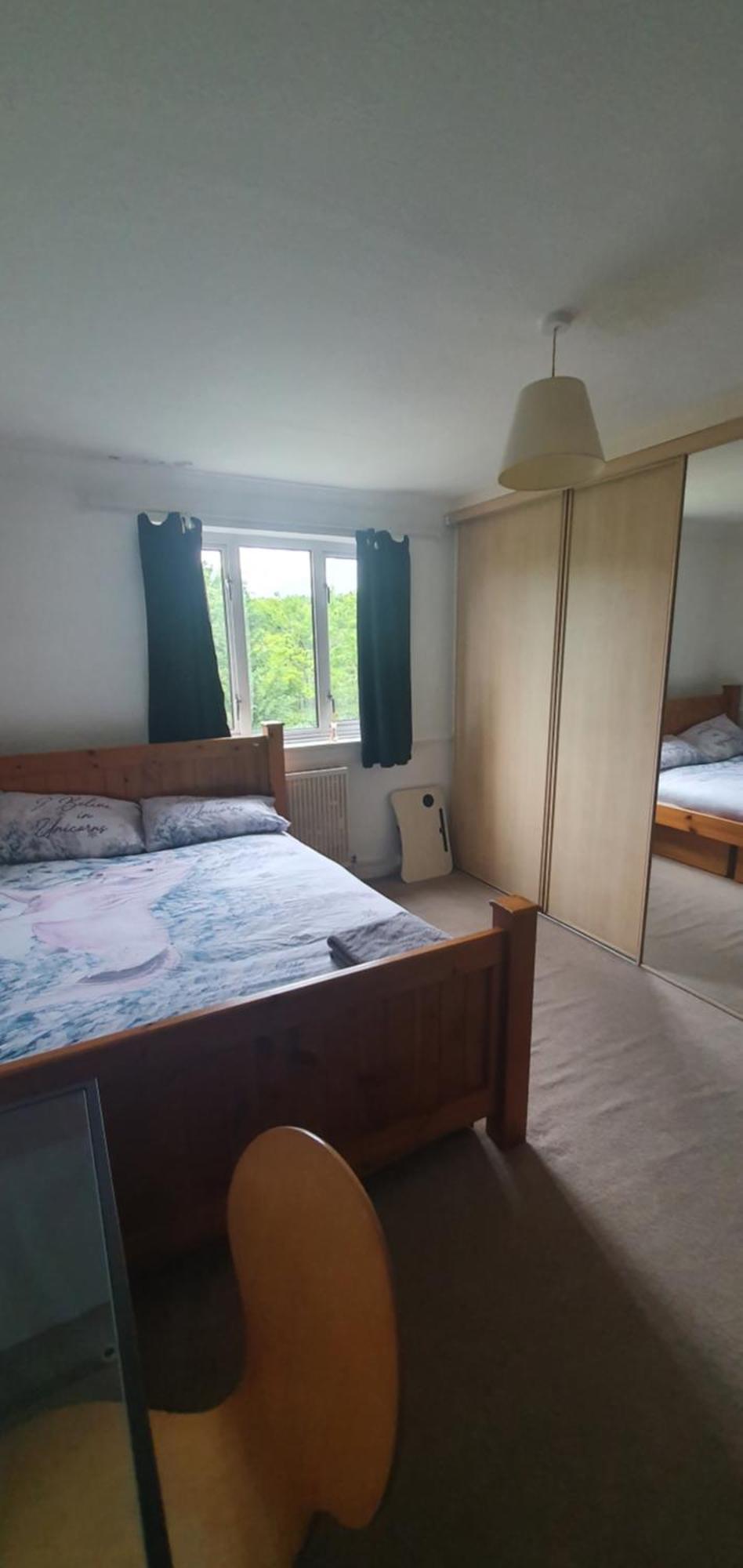 Spacious And Serene Stay Near Milton Keynes Centre Willen Номер фото
